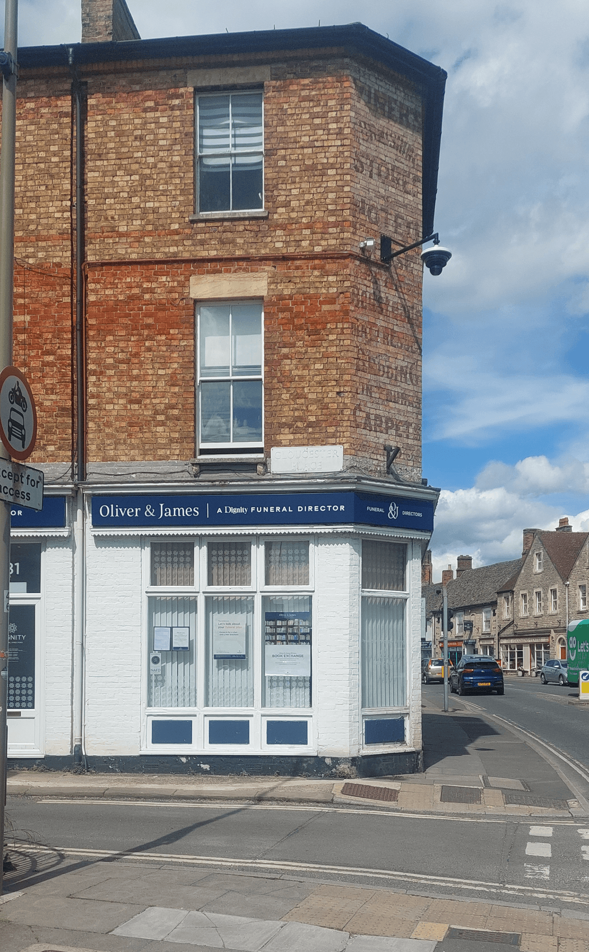 Oliver & James Funeral Directors, Witney