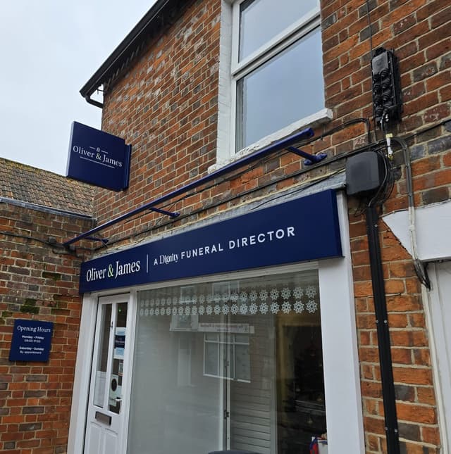 H. J. Knapp & Sons Funeral Directors in Wantage, Oxfordshire.