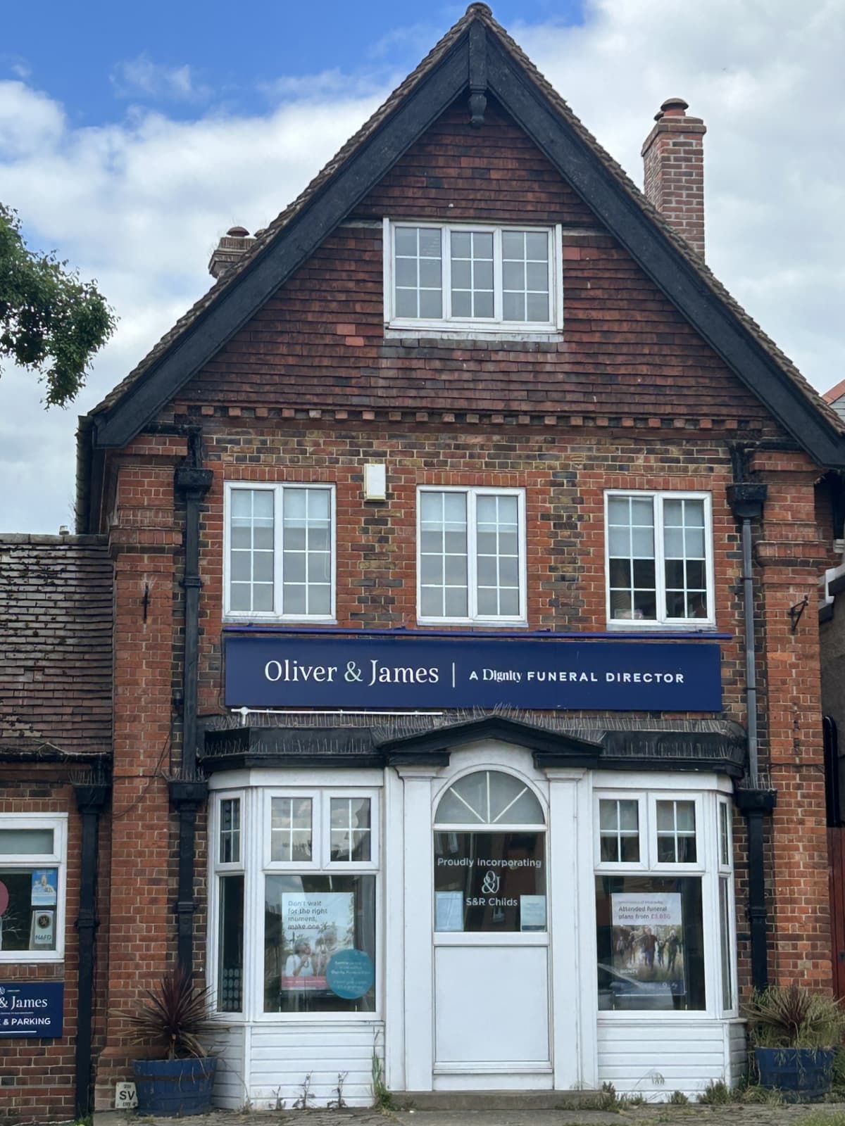 Oliver & James Funeral Directors, Headington